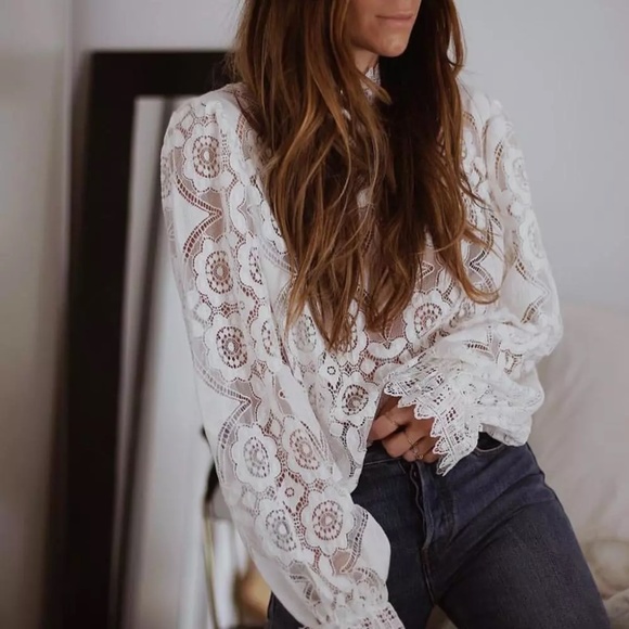 Boho White Lace Frill Neck Blouse - Picture 4 of 7